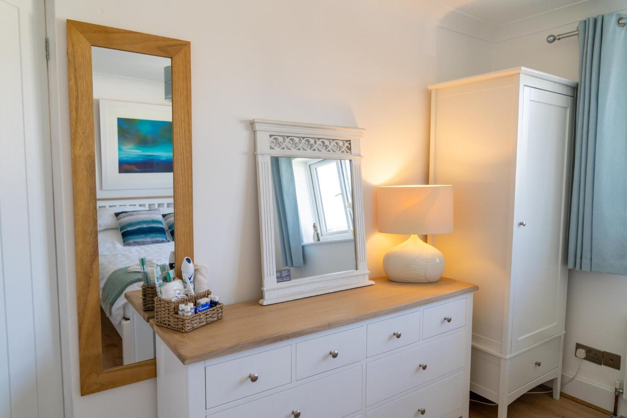 Trethvor House Ensuite Double Room With Free Parking In Quiet Residential Area Padstow Eksteriør bilde